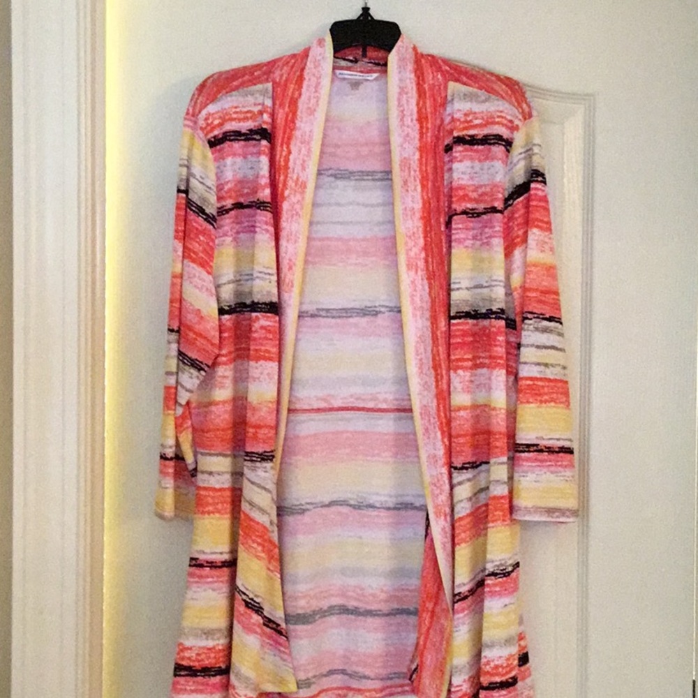 Light weight cardigan